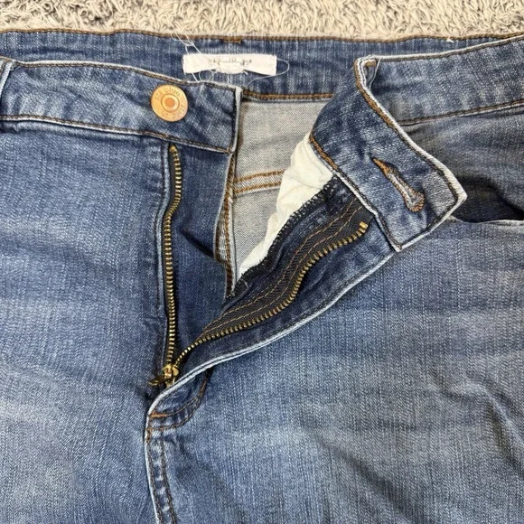 STS Blue Rolled Denim Shorts Women's Size 16 (33 Waist) - Picture 4 of 9